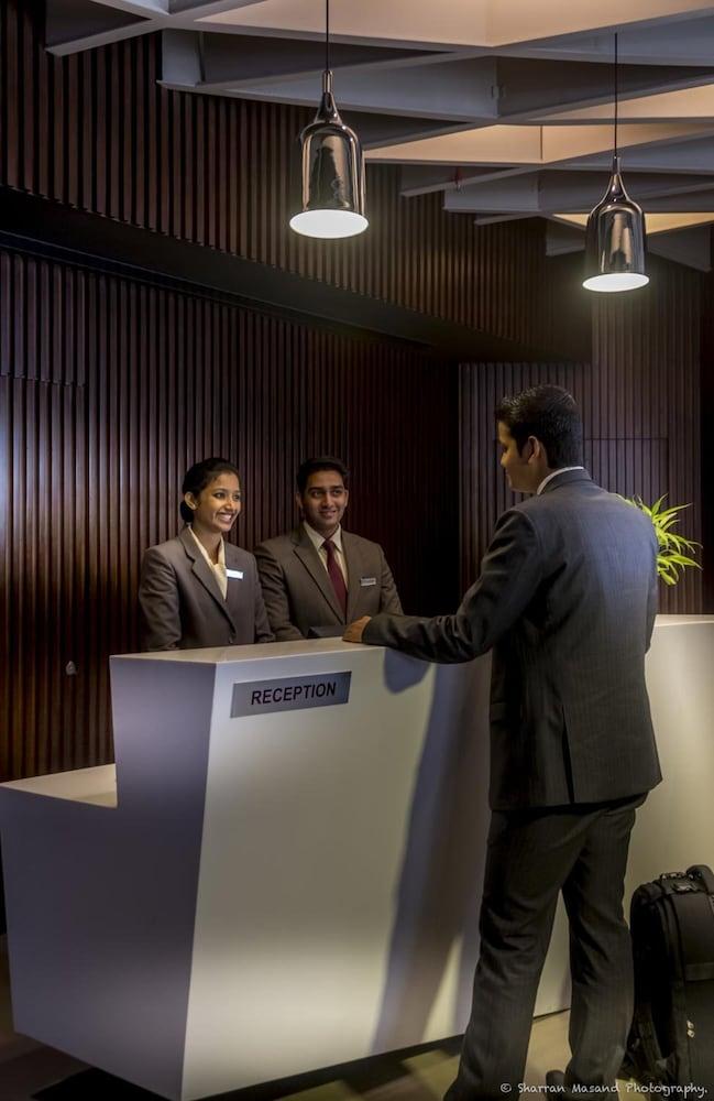 Rodas An Ecotel Hotel Mumbai Exterior photo
